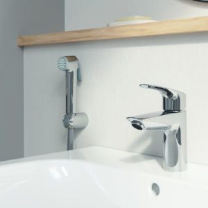 Змішувач для раковини з гігієнічним душем Grohe Eurosmart New (23124003)