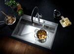 Одноважільний змішувач для мийки Grohe Essence (30294000)